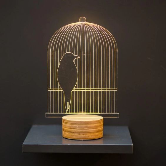 גרין קווין | מנורת לד ציפור בכלוב - שתרגישו ציפור דרור, קולקציית BULBING