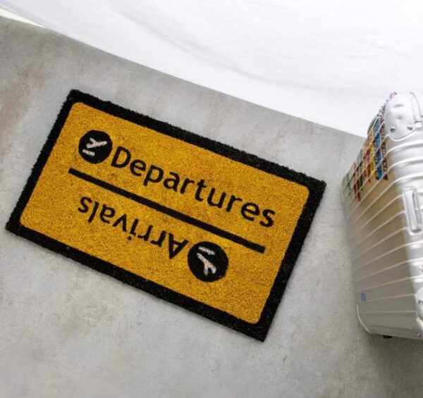שטיח כניסה המראות / נחיתות Arrivals / Departures