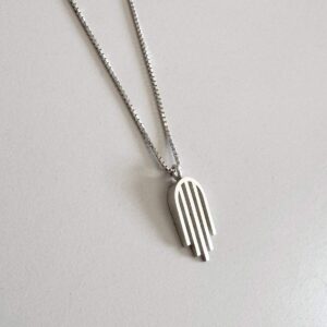 Green Queen | מתנות: שרשרת כסף חמסה ידה של פטימה, איתי מלכה