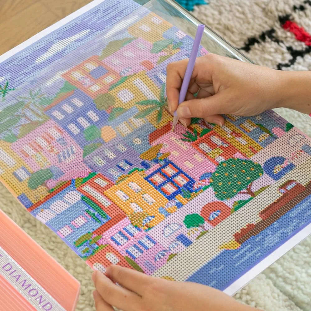 גרין קווין מתנות ליום הולדת | ערכת יצירה שיבוץ אבני חן Colorful Houses