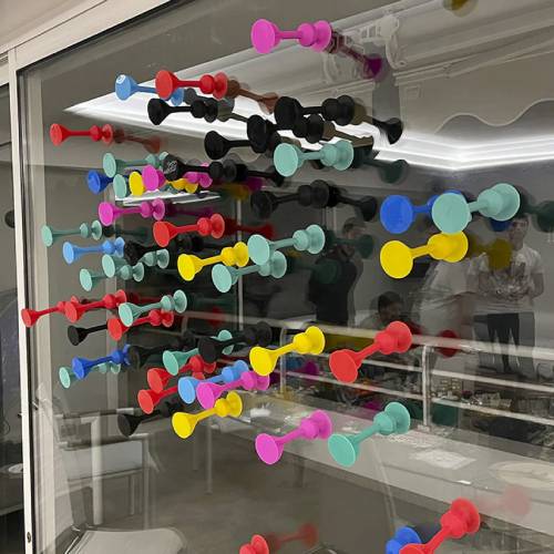 Green Queen: TOSSIT – תכלת ורוד