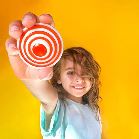 גרין קווין חנות מתנות: HOOPS צעצוע פידג'ט לריכוז תנועה שקטה toi.lab