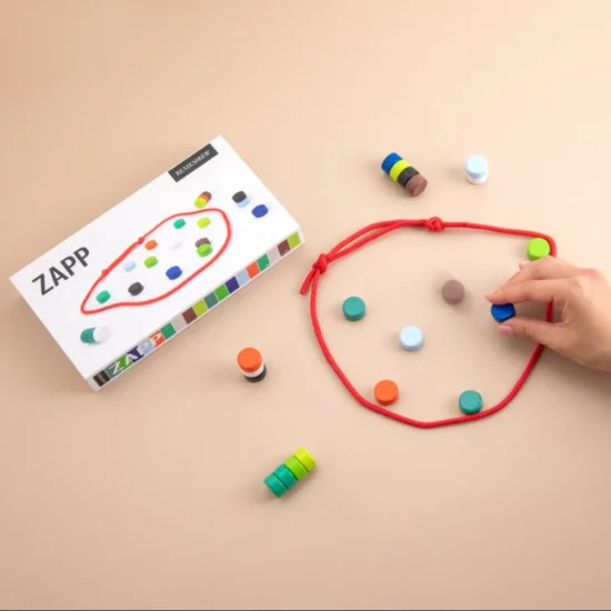 GREEN QUEE חנות מתנות: משחק מגנטי ZAPP AT B