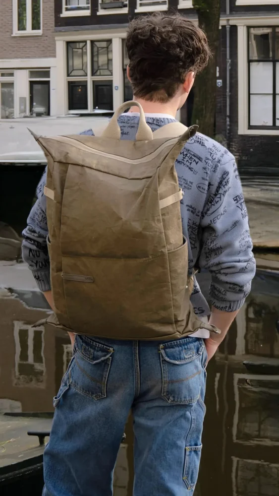 Ragnar worn back