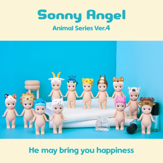 גרין קווין חנות מתנות ועיצוב: בובות אספנות Sonny Angel סדרת חיות 4, כל הדמויות יחד על רקע תכלת